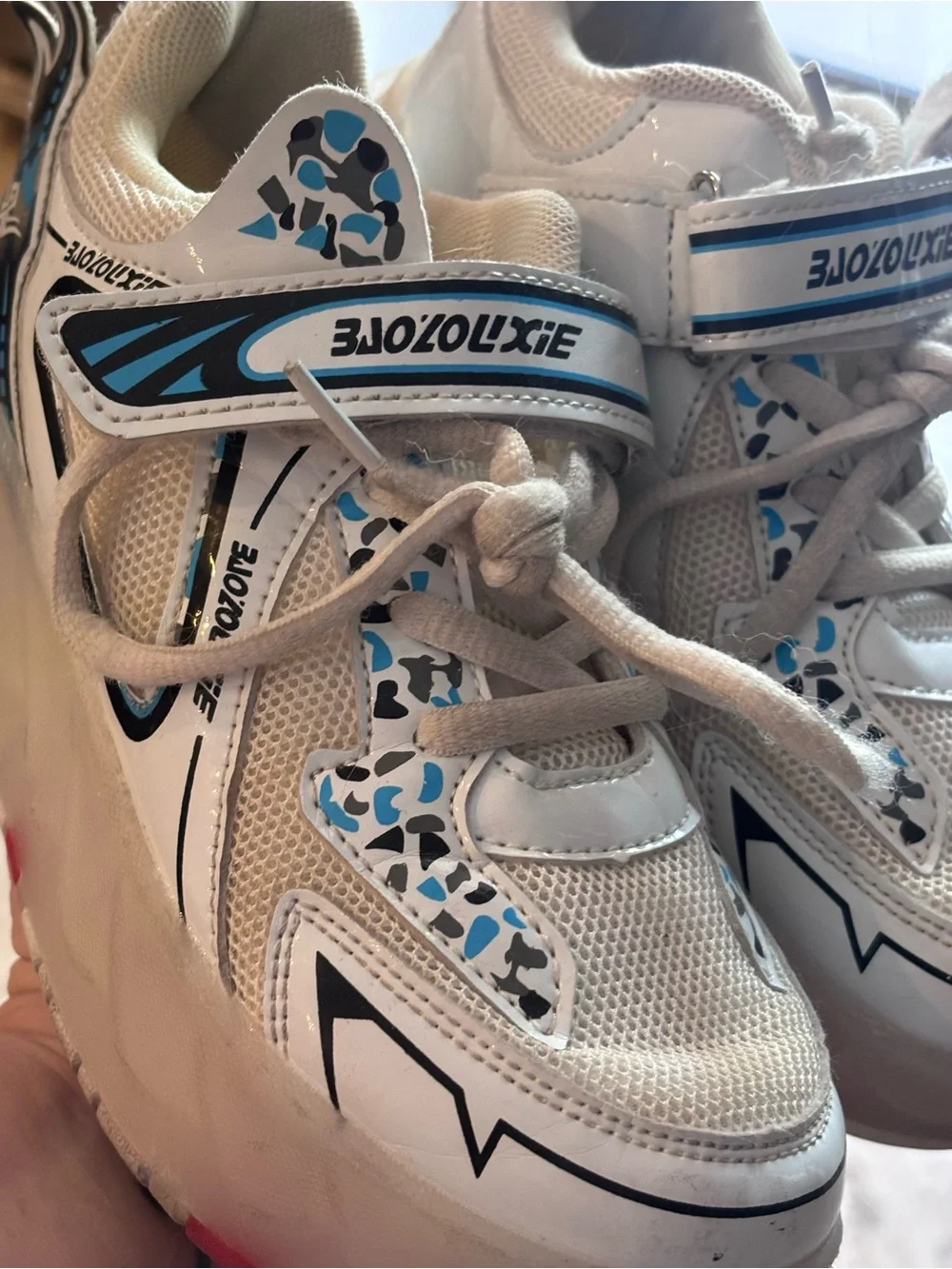 Kids 2-in-1 LED Light-Up Roller Skate Shoes - White/Blue Camo Back to School
